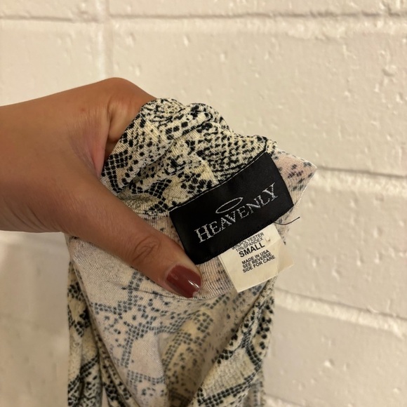 Vintage heavenly snake print tie neck long sleeve top - Picture 4 of 4